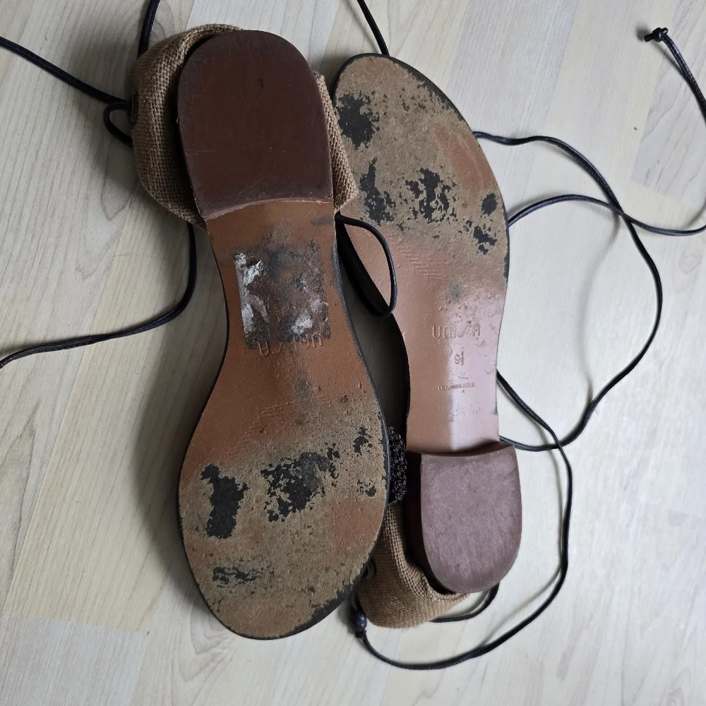 Unisa Sandals Size 9.5